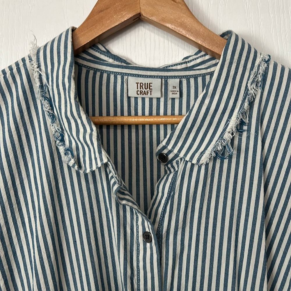 True Craft Layered Peplum Shirt - Picture 3 of 6